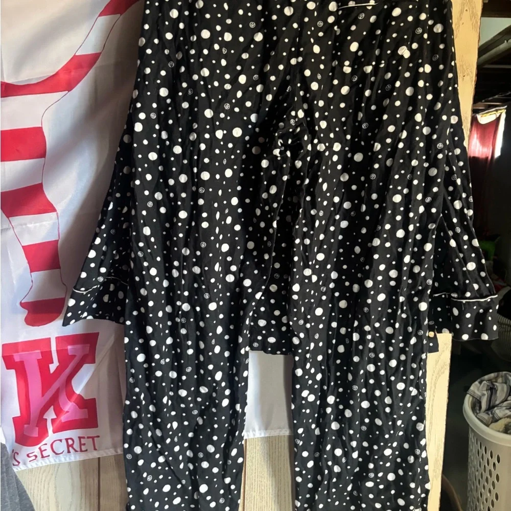 Victorias Secret PJ Matching Set!! - Picture 4 of 6